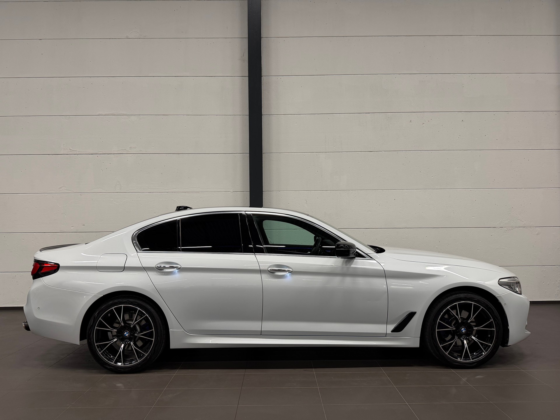 BMW 520d xDrive Steptronic M Paket-image-9