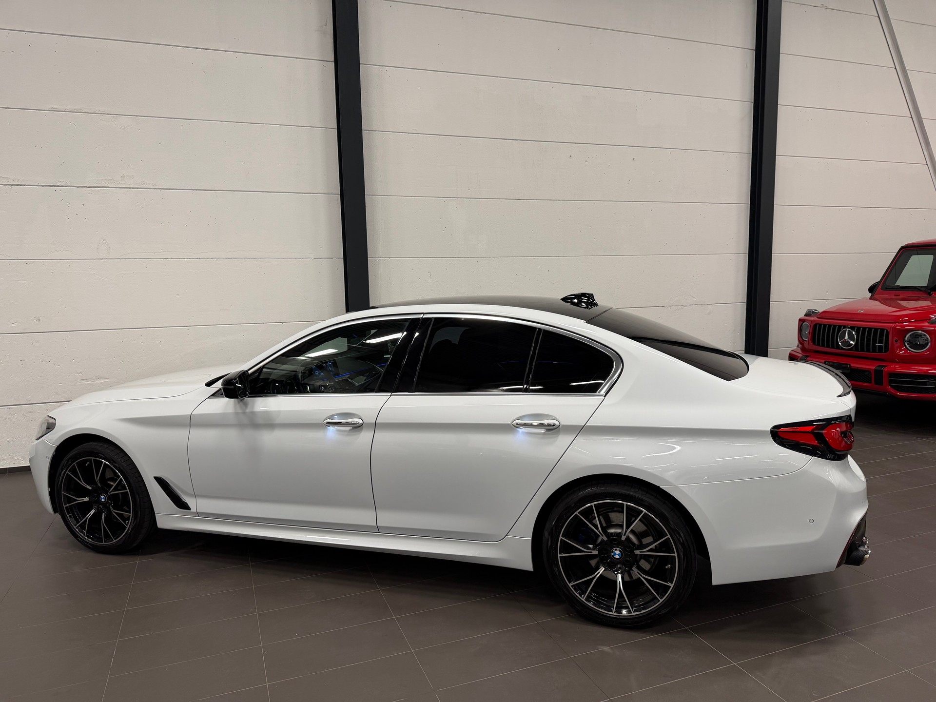 BMW 520d xDrive Steptronic M Paket-image-11