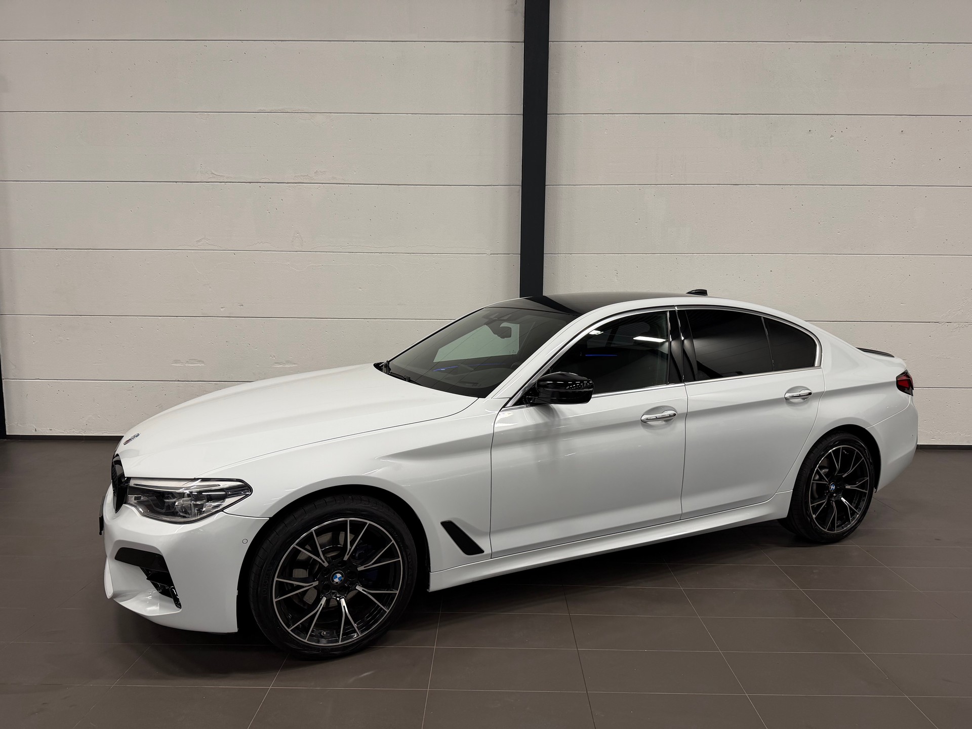 BMW 520d xDrive Steptronic M Paket-image-2
