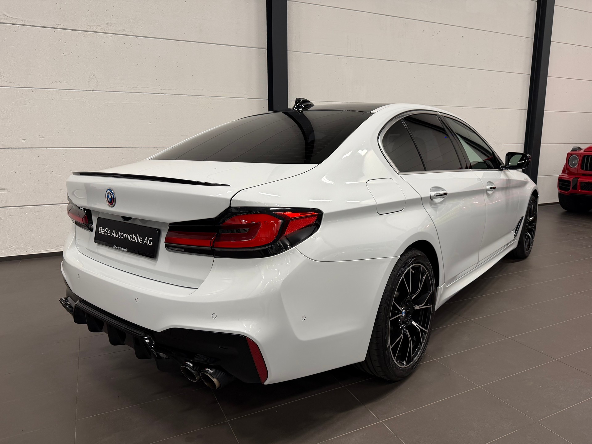 BMW 520d xDrive Steptronic M Paket-image-13