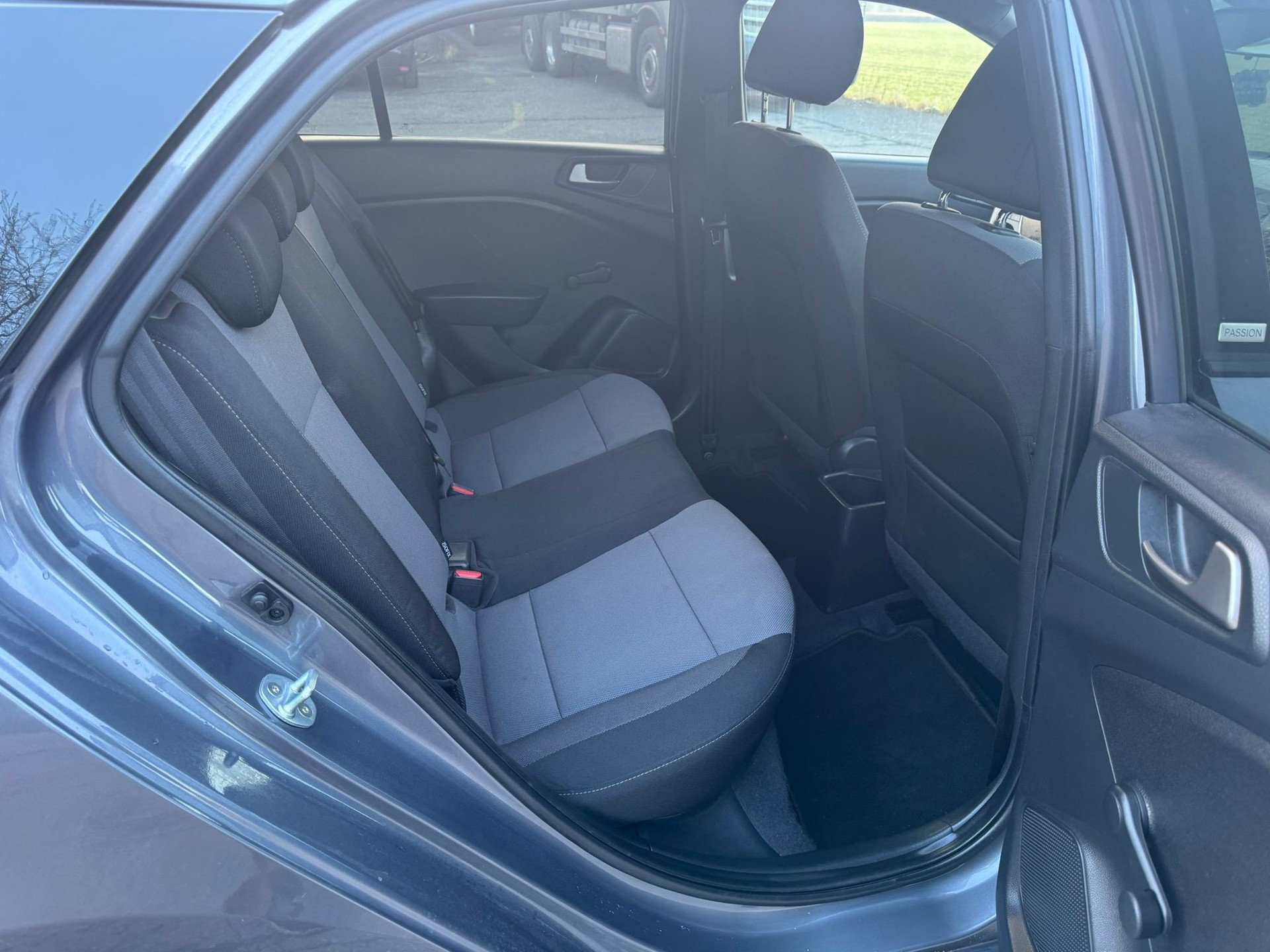 HYUNDAI i20 1.2 Amplia-image-12