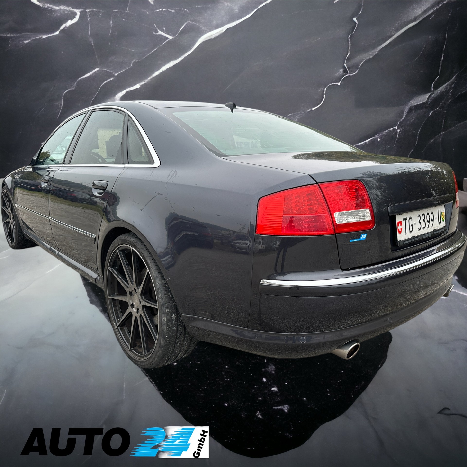 AUDI A8 L 4.2 quattro tiptronic-image-2