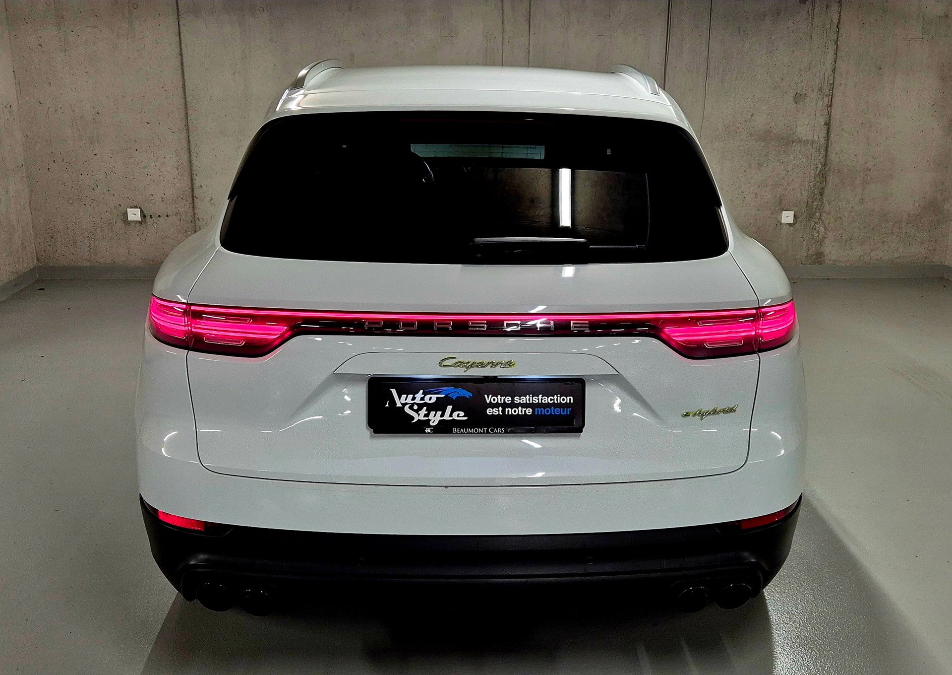 PORSCHE Cayenne E-Hybrid-image-7