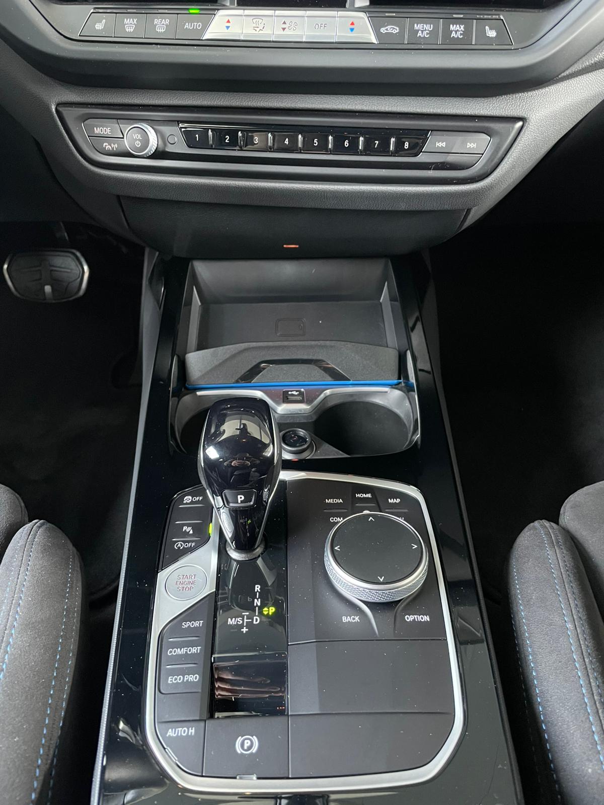 BMW 118d-image-10