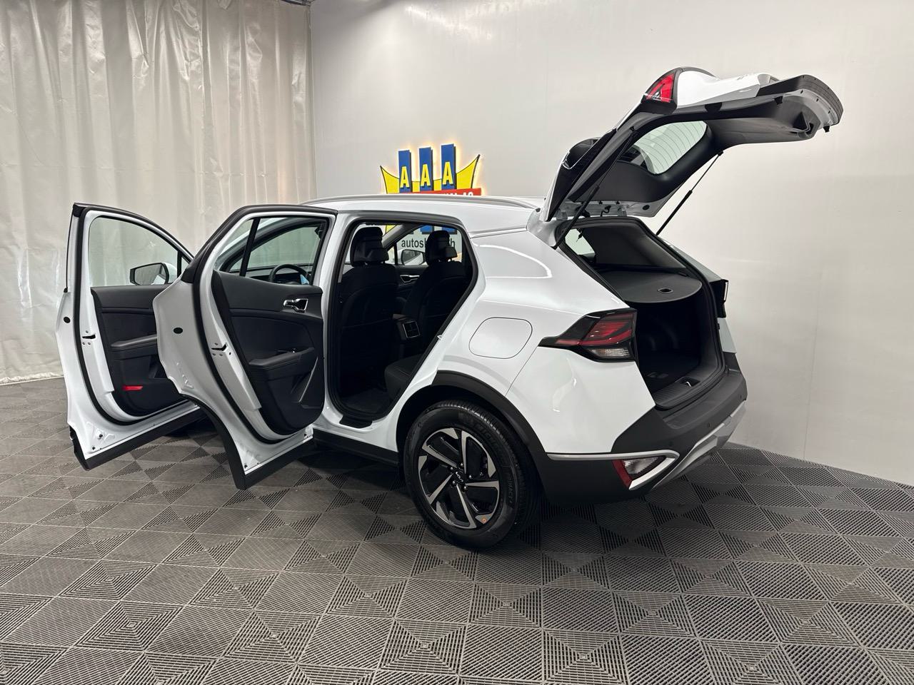 KIA Sportage 1.6T-GDi PHEV Style 4x4 A-image-9