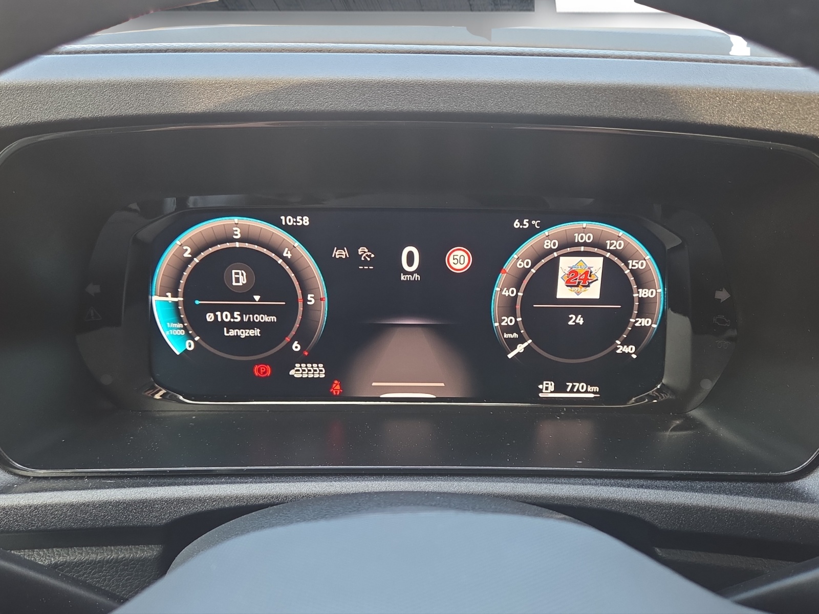 VW Caddy Maxi 2.0 TDI 4Motion-image-16
