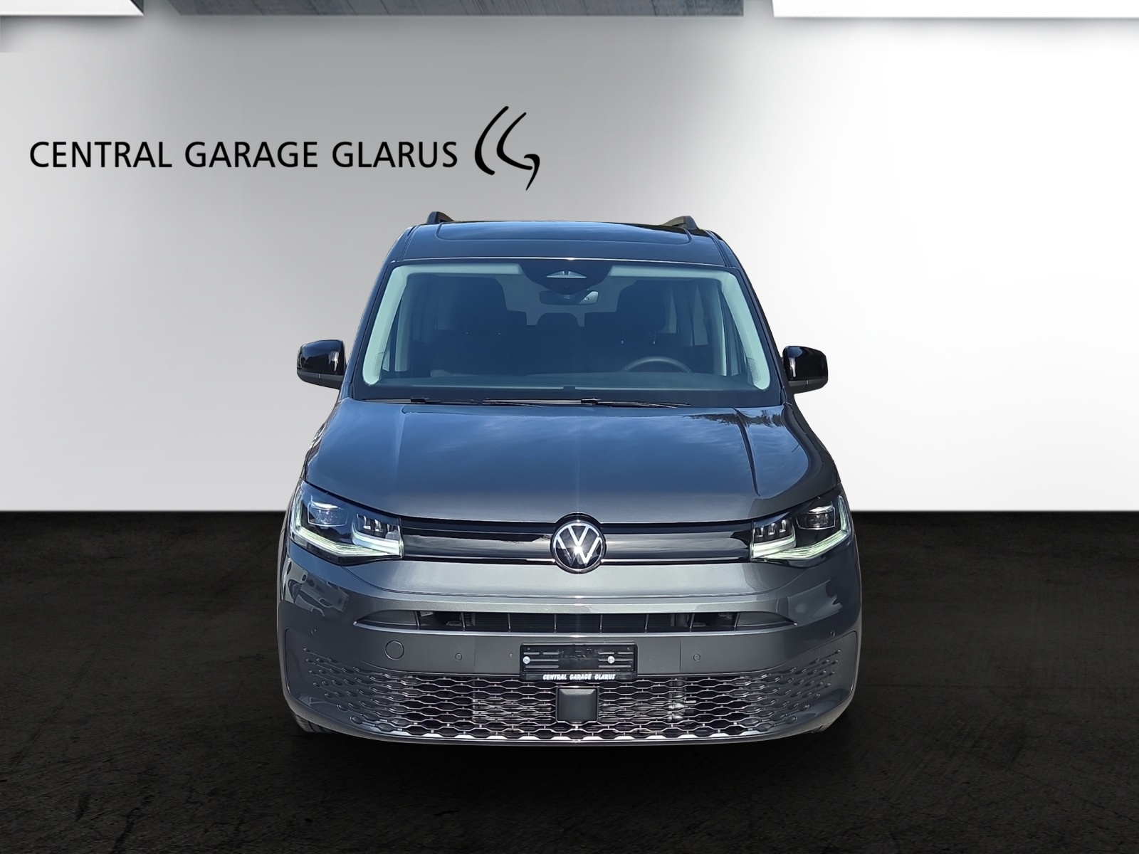 VW Caddy Maxi 2.0 TDI 4Motion-image-2