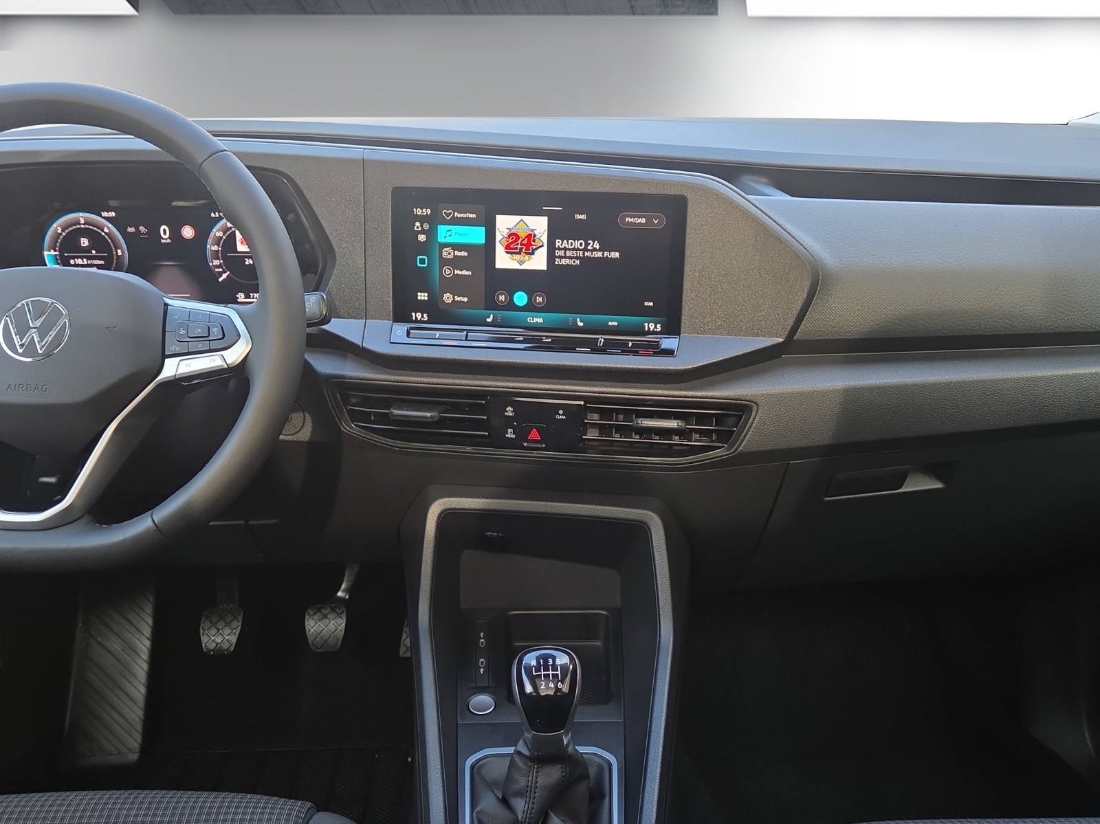 VW Caddy Maxi 2.0 TDI 4Motion-image-12
