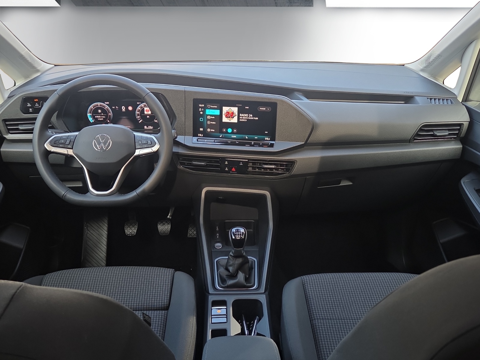 VW Caddy Maxi 2.0 TDI 4Motion-image-9