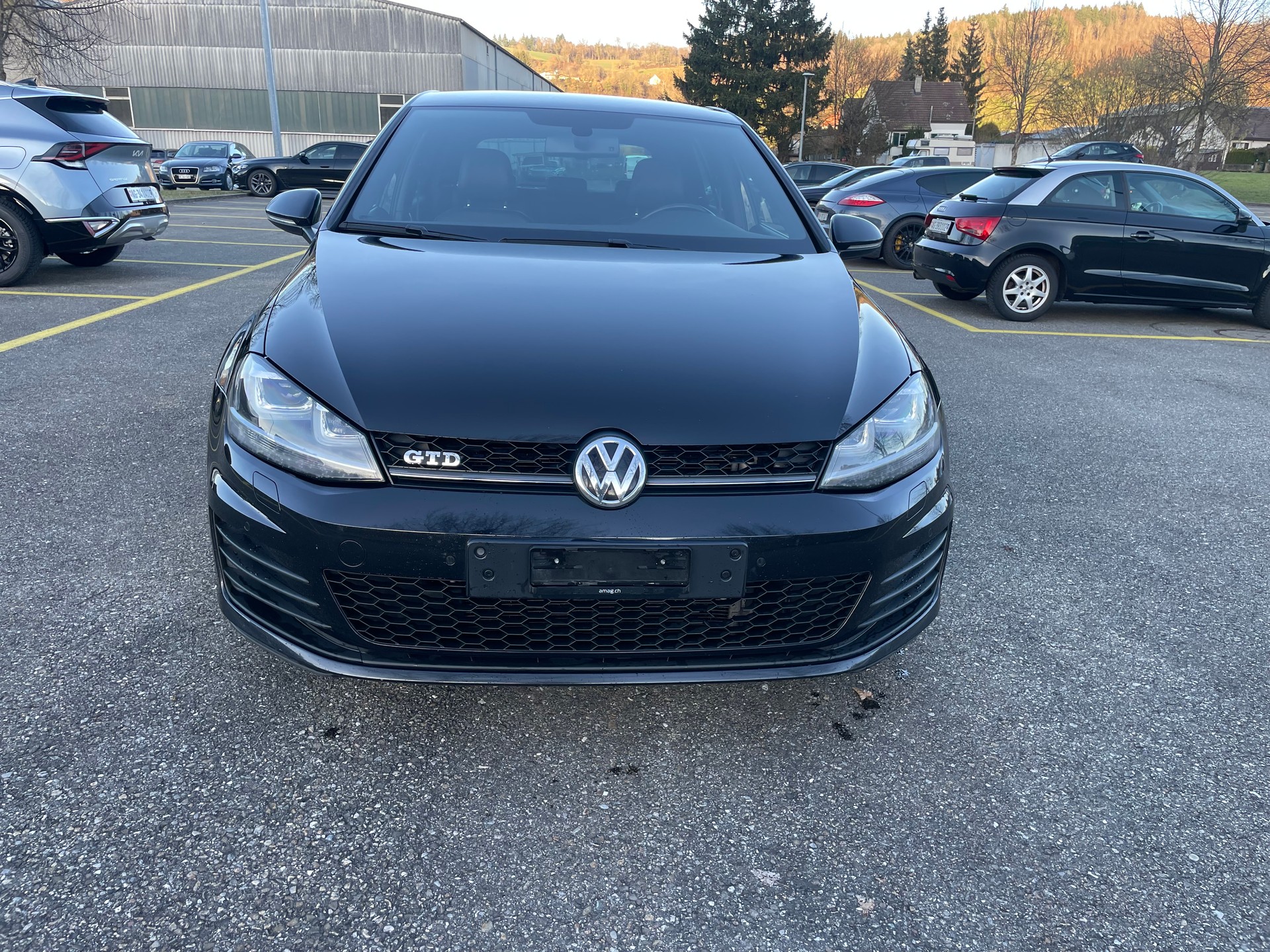 VW Golf 2.0 TDI GTD-image-1