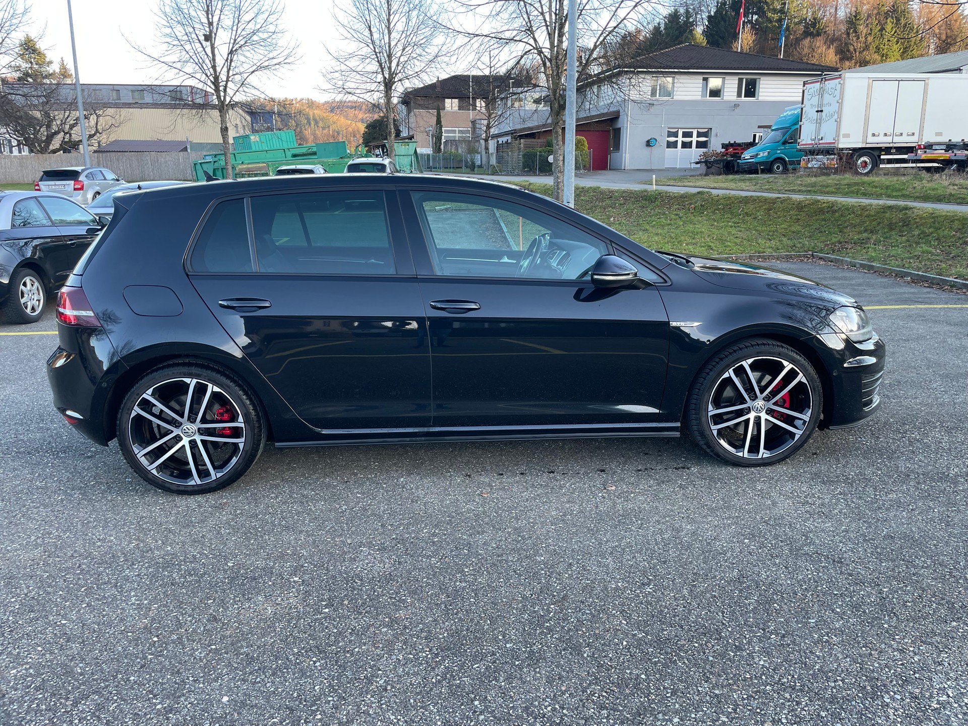 VW Golf 2.0 TDI GTD-image-7