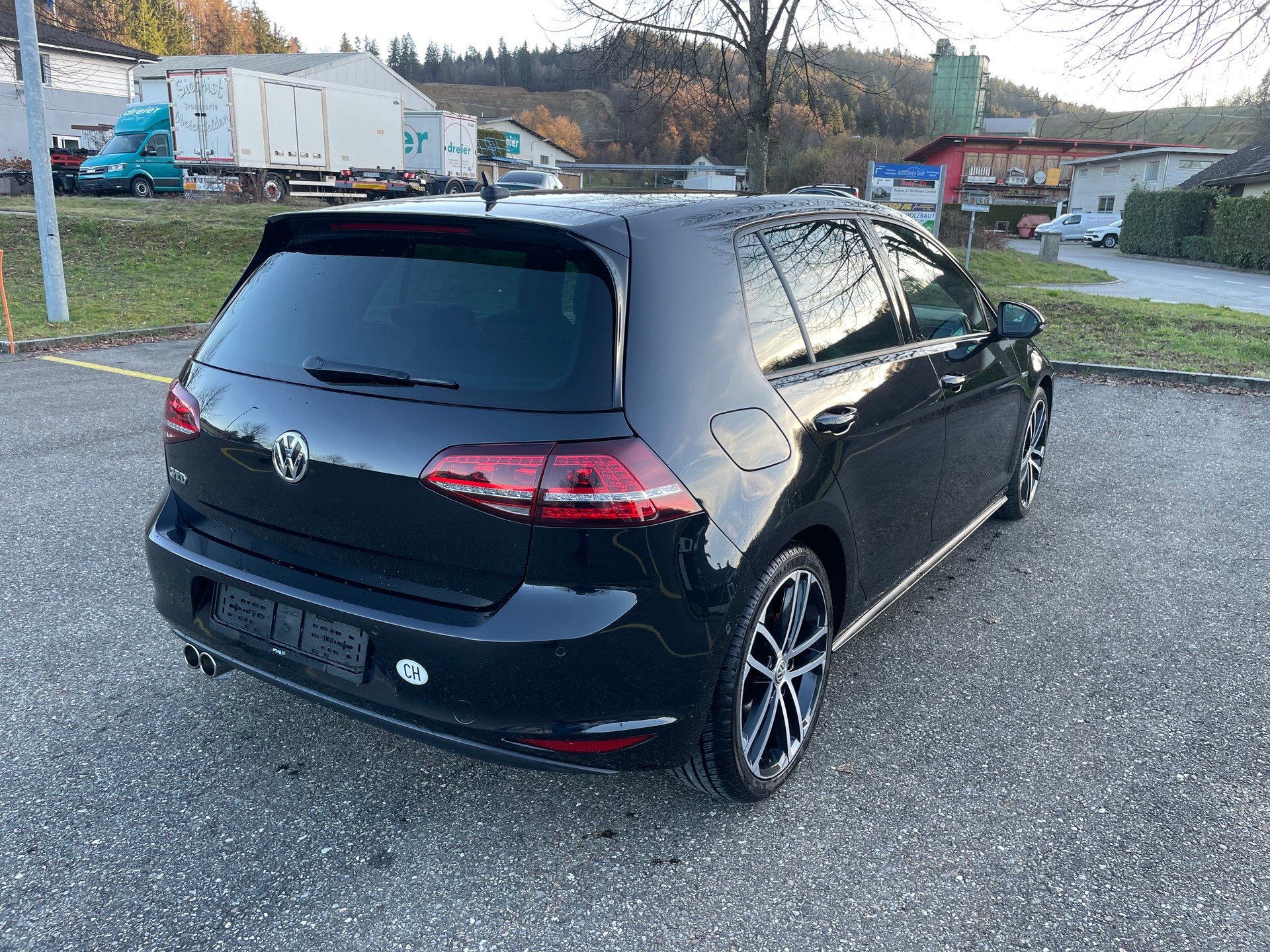 VW Golf 2.0 TDI GTD-image-6
