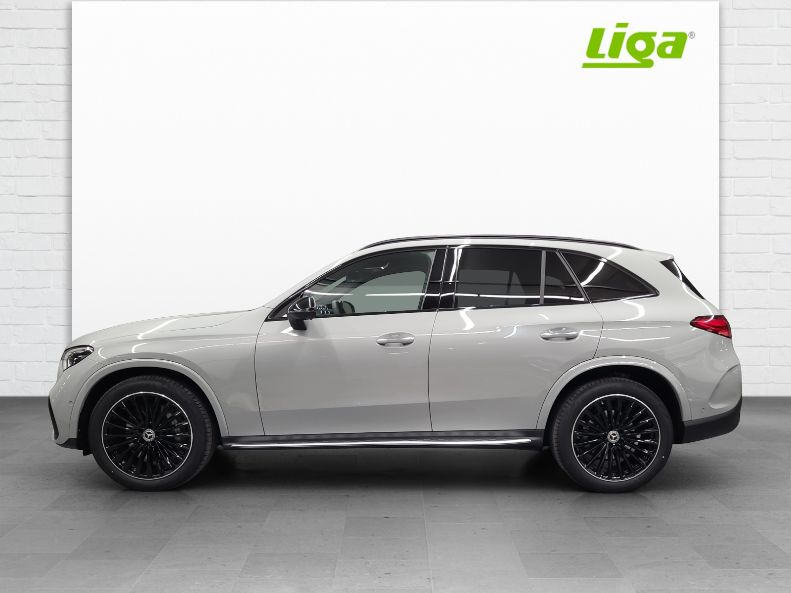 MERCEDES-BENZ GLC 220 d AMG Line 4Matic-image-0