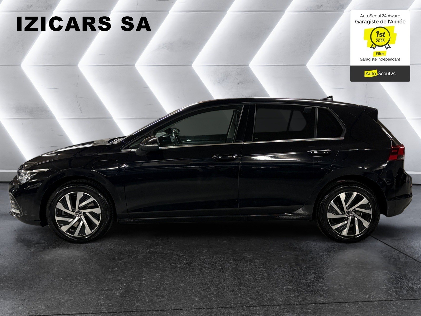 VW Golf 1.4 TSI PHEV Style / Caméra de recul / 8 roues / Pack hiver / GPS / CarPlay-image-5
