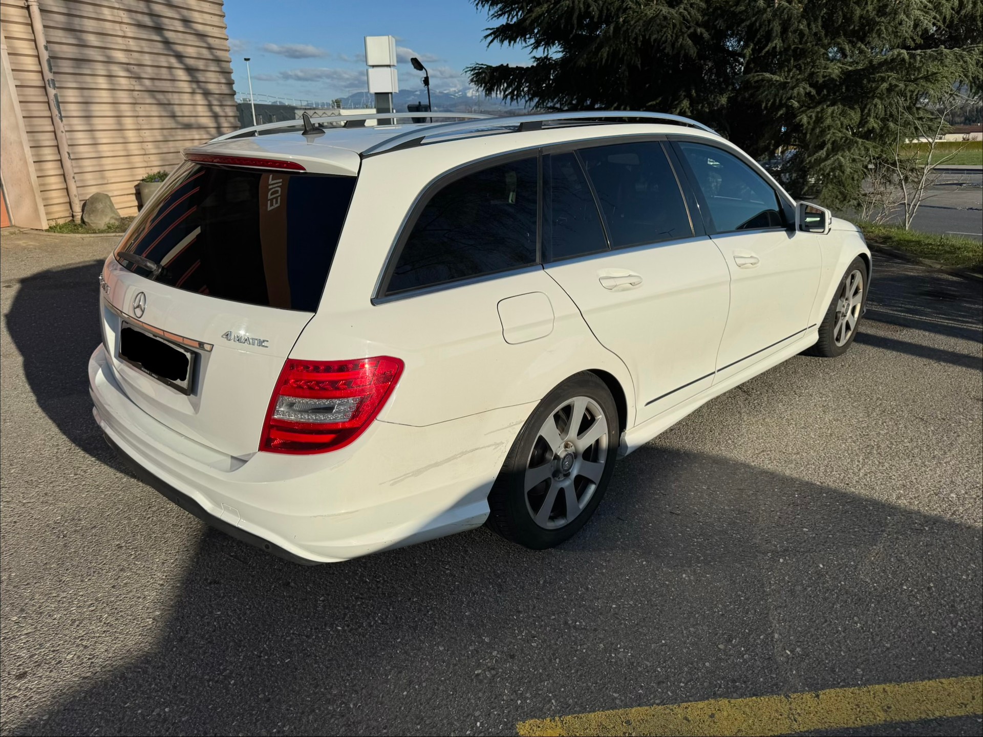 MERCEDES-BENZ C 250 CDI Elégance 4Matic 7G-Tronic-image-4