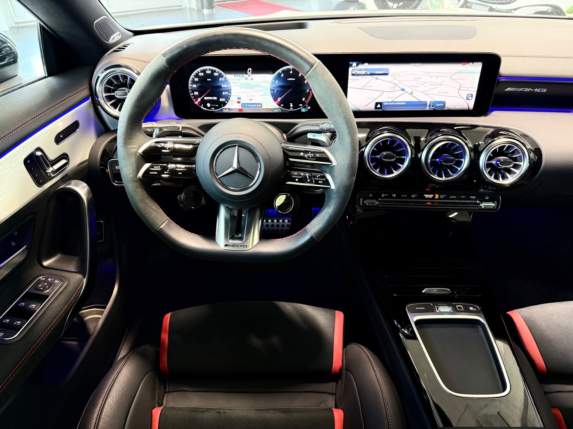 MERCEDES-BENZ CLA 45 S AMG 4Matic+ 8G-DCT-image-16