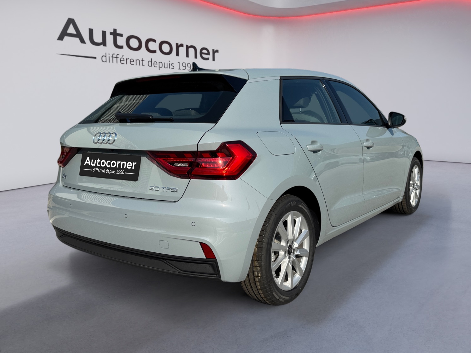 AUDI A1 Sportback 30 TFSI Attraction S-tronic-image-4