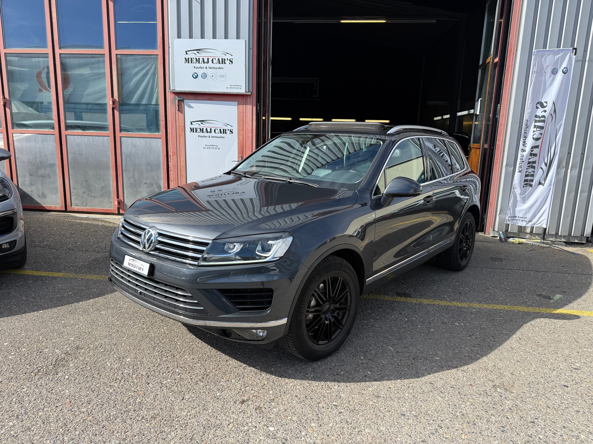 VW Touareg 3.0 TDI BMT Peak Tiptronic AHK3500kg Panorama Dach-image-1