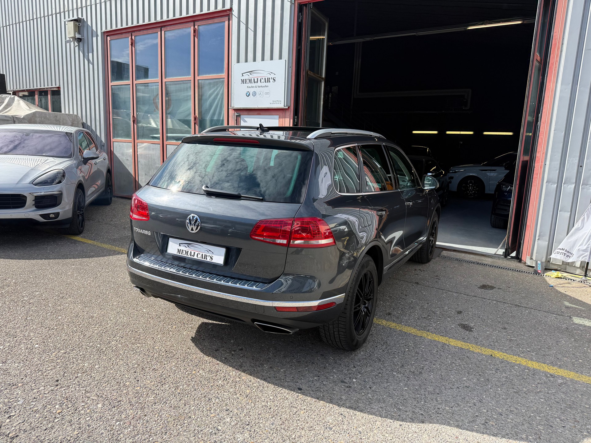 VW Touareg 3.0 TDI BMT Peak Tiptronic AHK3500kg Panorama Dach-image-5