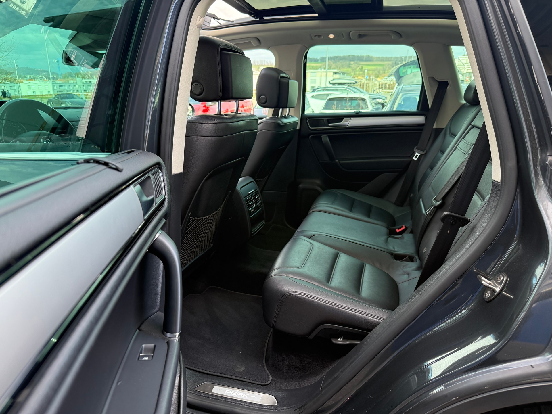 VW Touareg 3.0 TDI BMT Peak Tiptronic AHK3500kg Panorama Dach-image-12