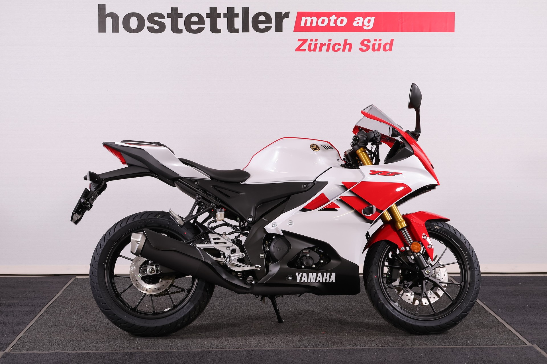 YAMAHA R125 70th Anniversary-showroom-element-3