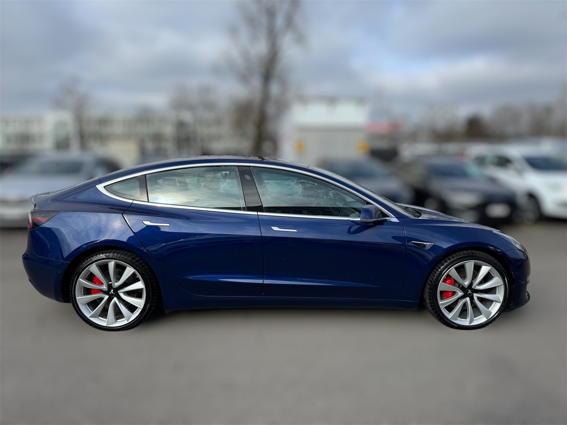 TESLA Model 3 Performance D AWD-image-2
