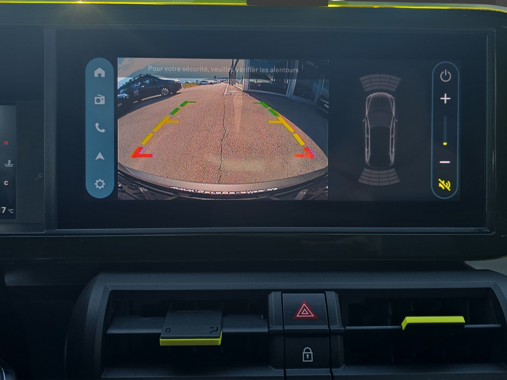 FIAT Grande Panda MHEV La Prima-image-13
