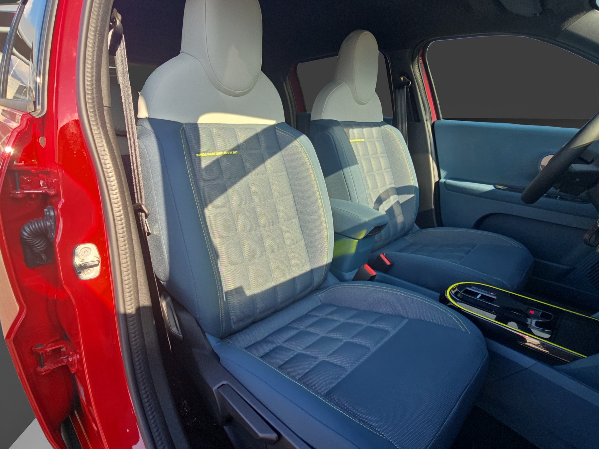 FIAT Grande Panda MHEV La Prima-image-15