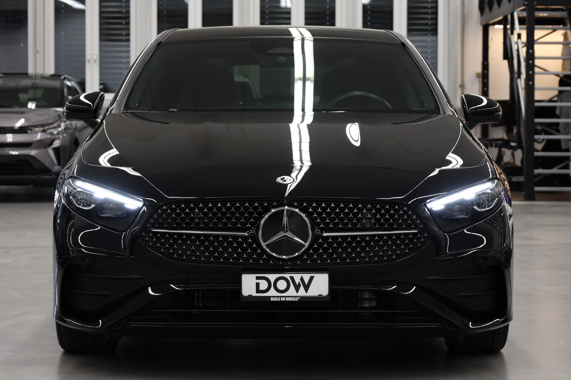 MERCEDES-BENZ A 250 AMG Line 4m-image-4