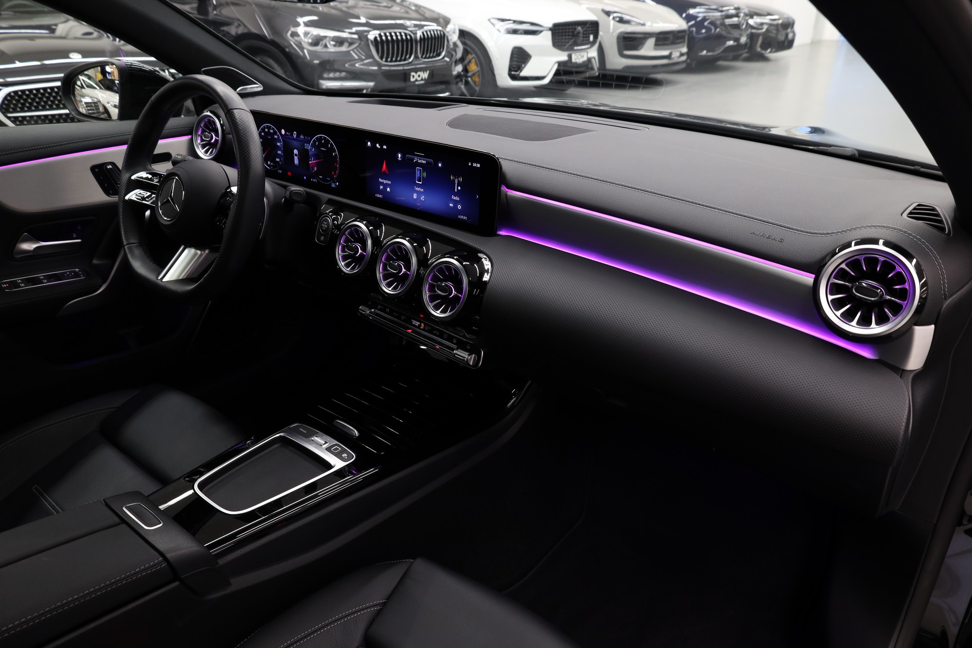MERCEDES-BENZ A 250 AMG Line 4m-image-18