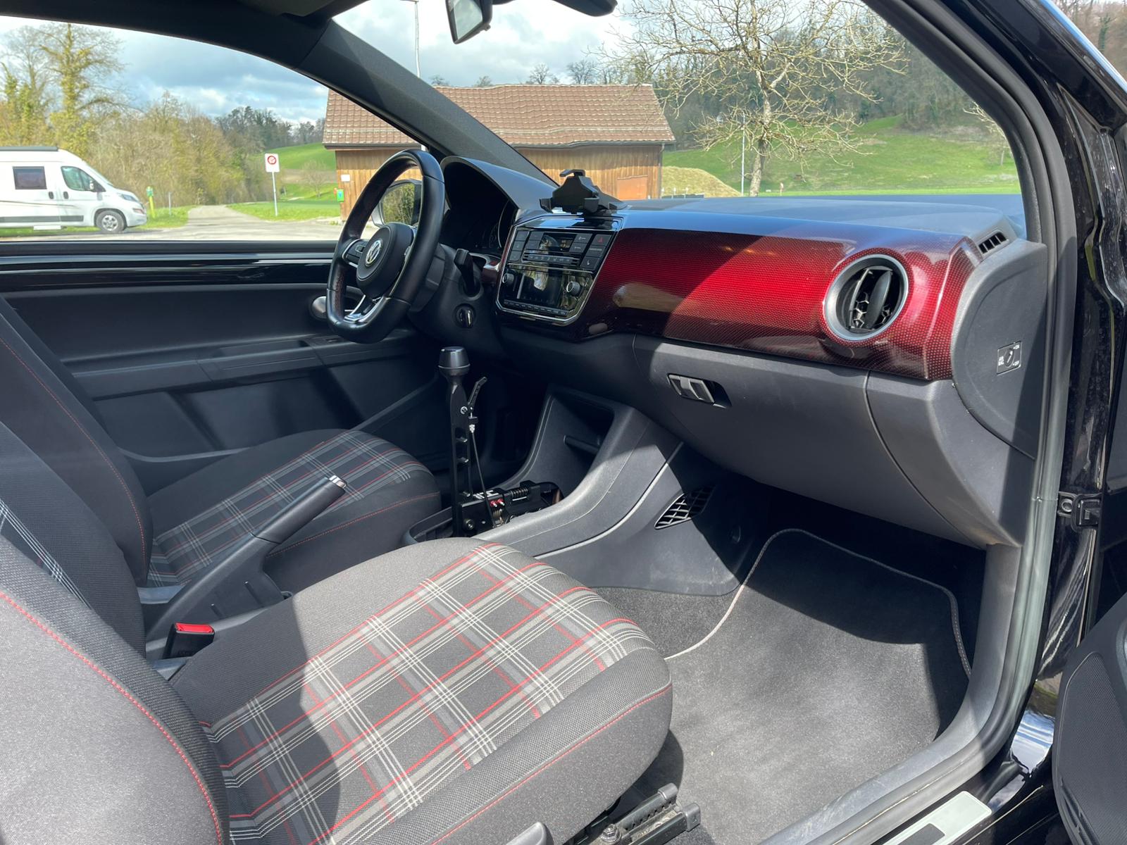 VW Up 1.0 TSI GTI-image-10