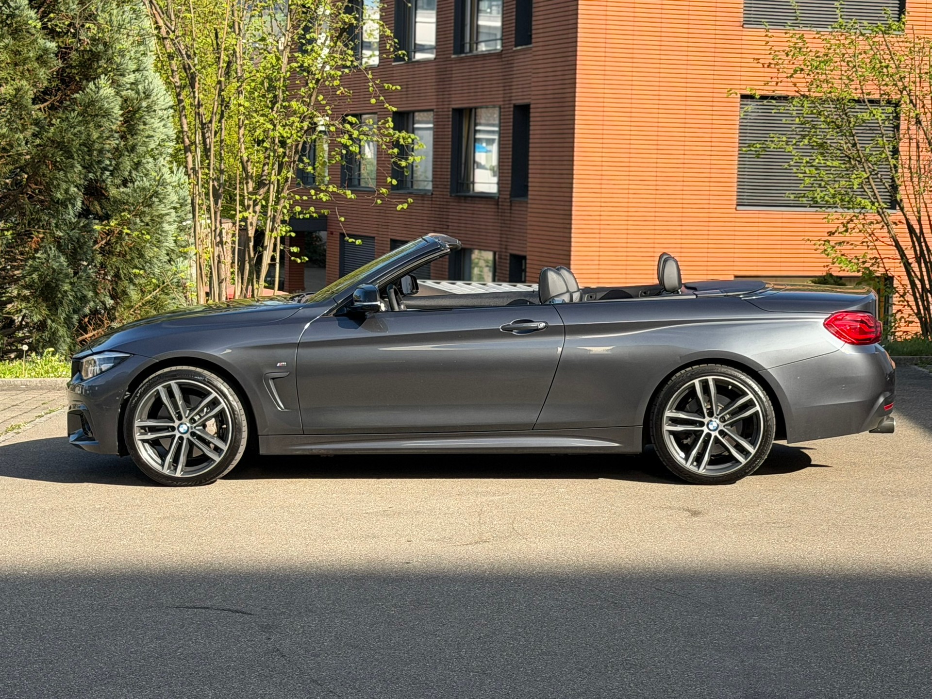 BMW 440i Cabriolet xDrive Power & Sound Ed. Steptronic-image-5