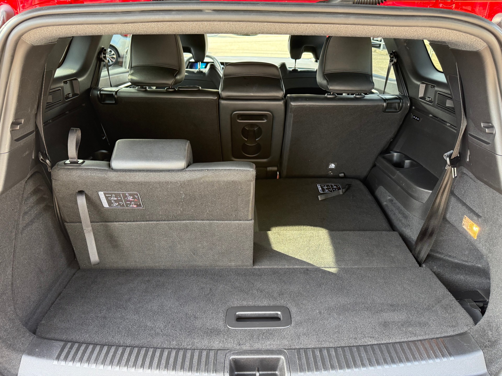 RENAULT Espace 1.2 E-Tech 200 Techno 7-Sitze-image-12