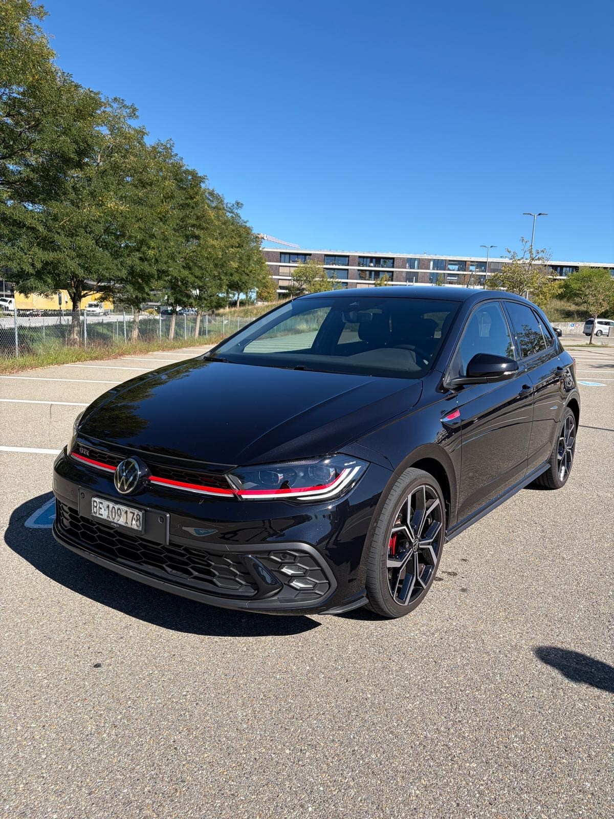 VW Polo 2.0 TSI GTI 75 Edition DSG-image-3