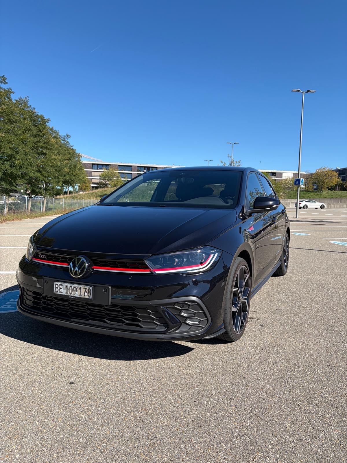VW Polo 2.0 TSI GTI 75 Edition DSG-image-8