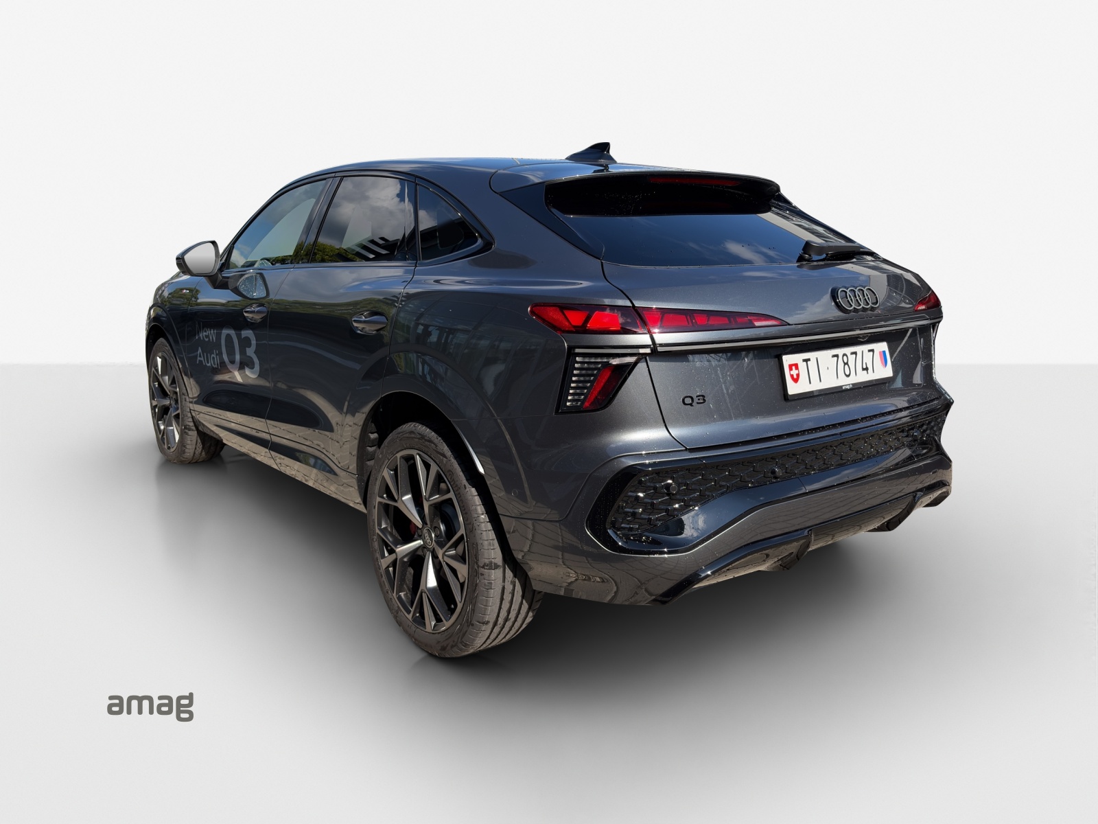 AUDI Q3 Sportback TFSI quattro 195 kW S tronic-image-2