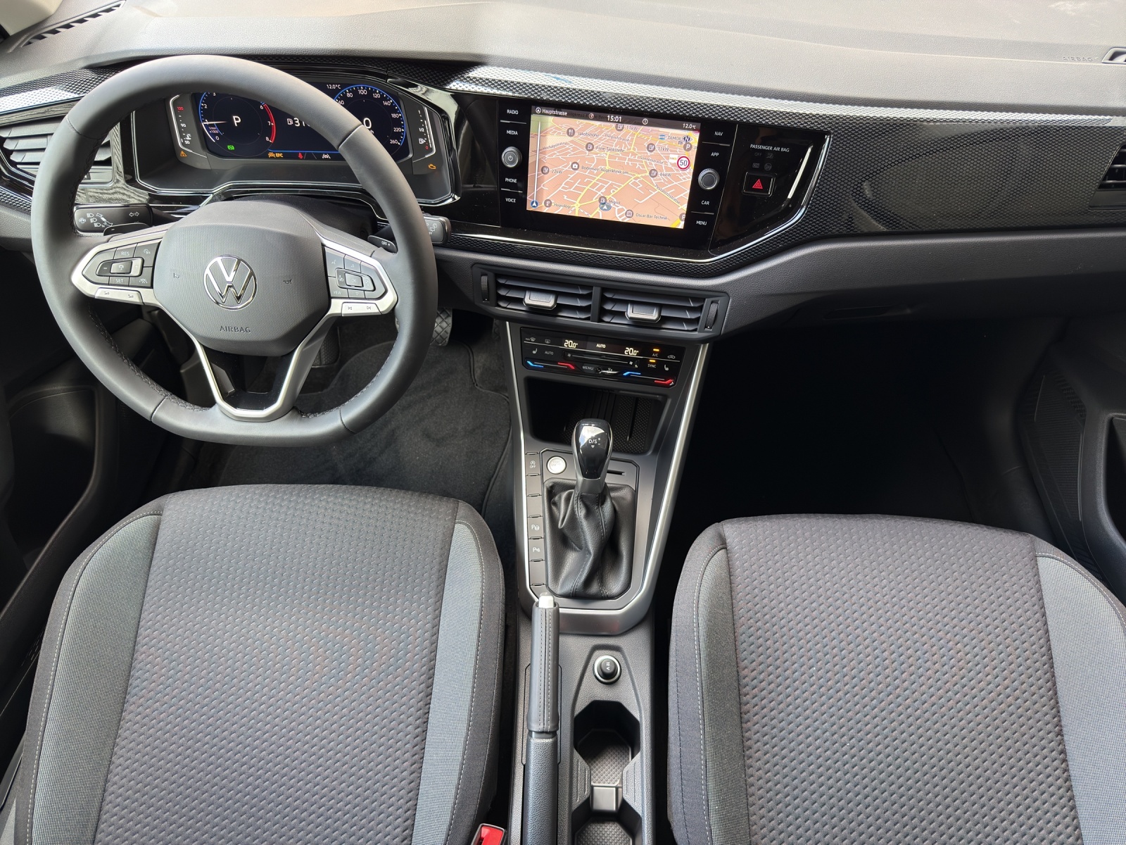 VW Polo 1.0 TSI Life DSG-image-8