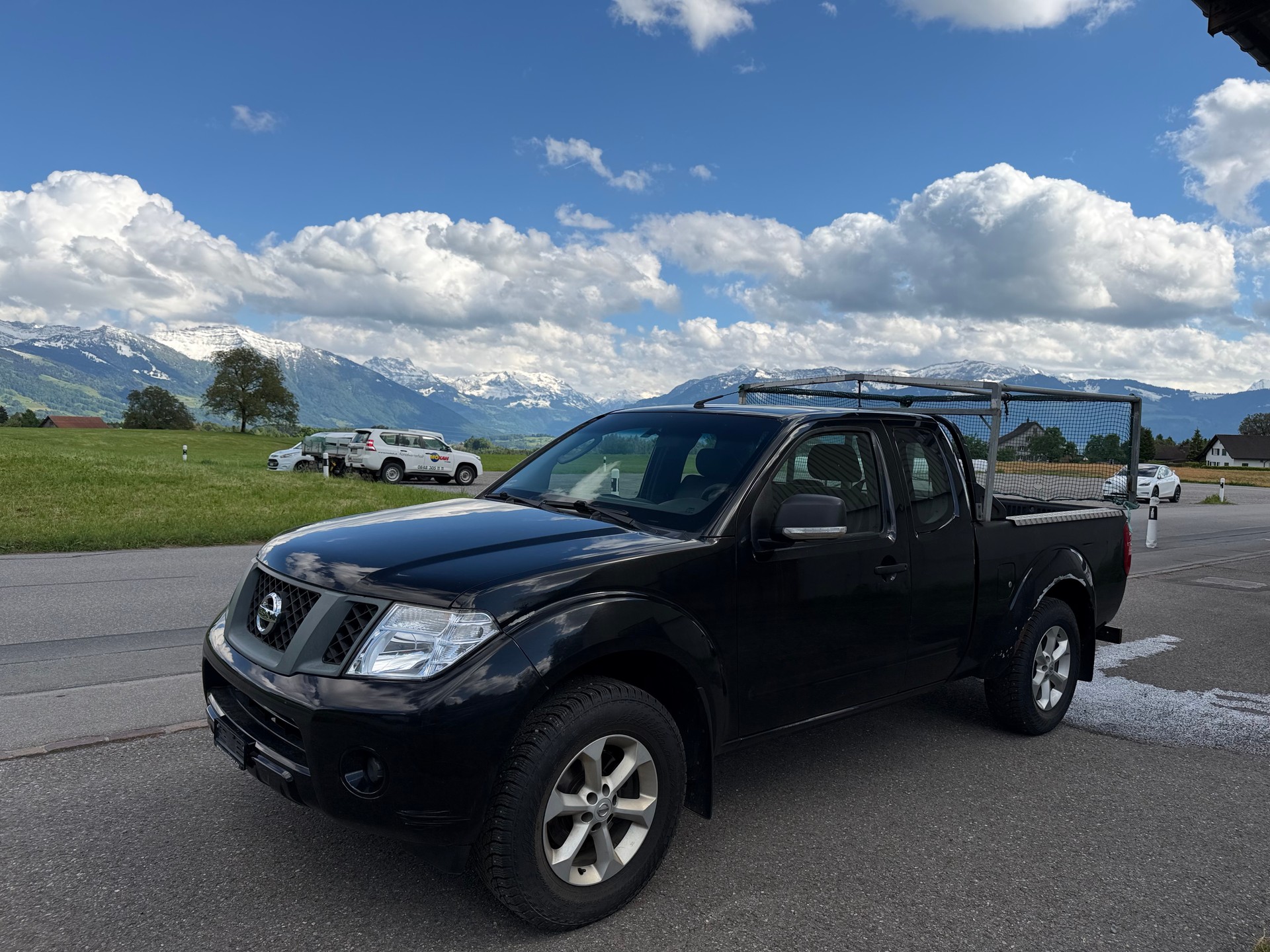 NISSAN Navara King Cab SE 2.5 dCi 4WD-image-2