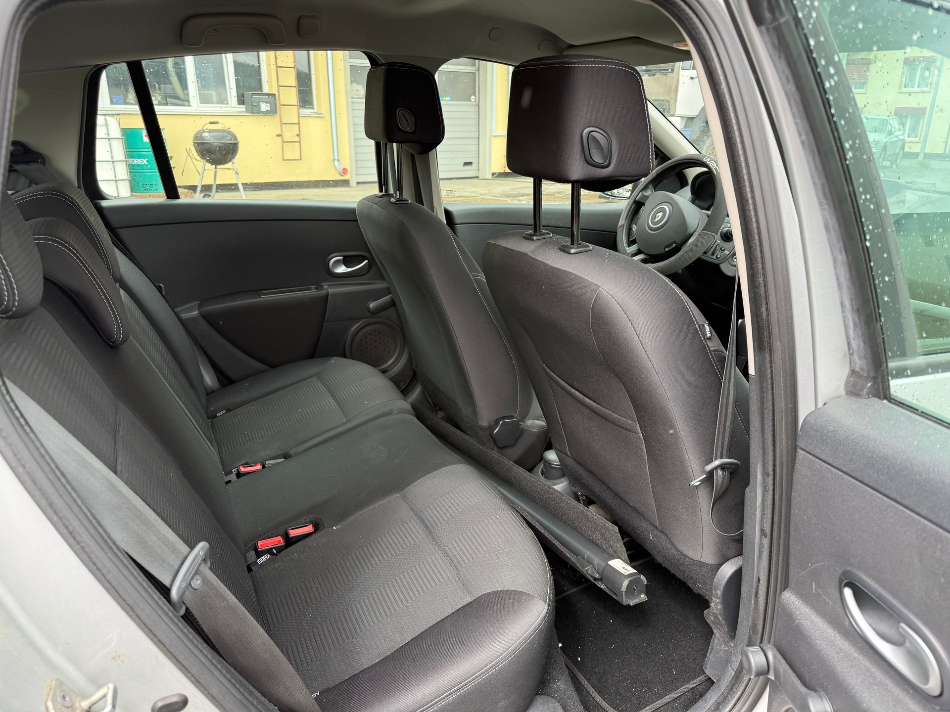 RENAULT Clio Grandtour 1.6 16V Exception Automatic-image-6