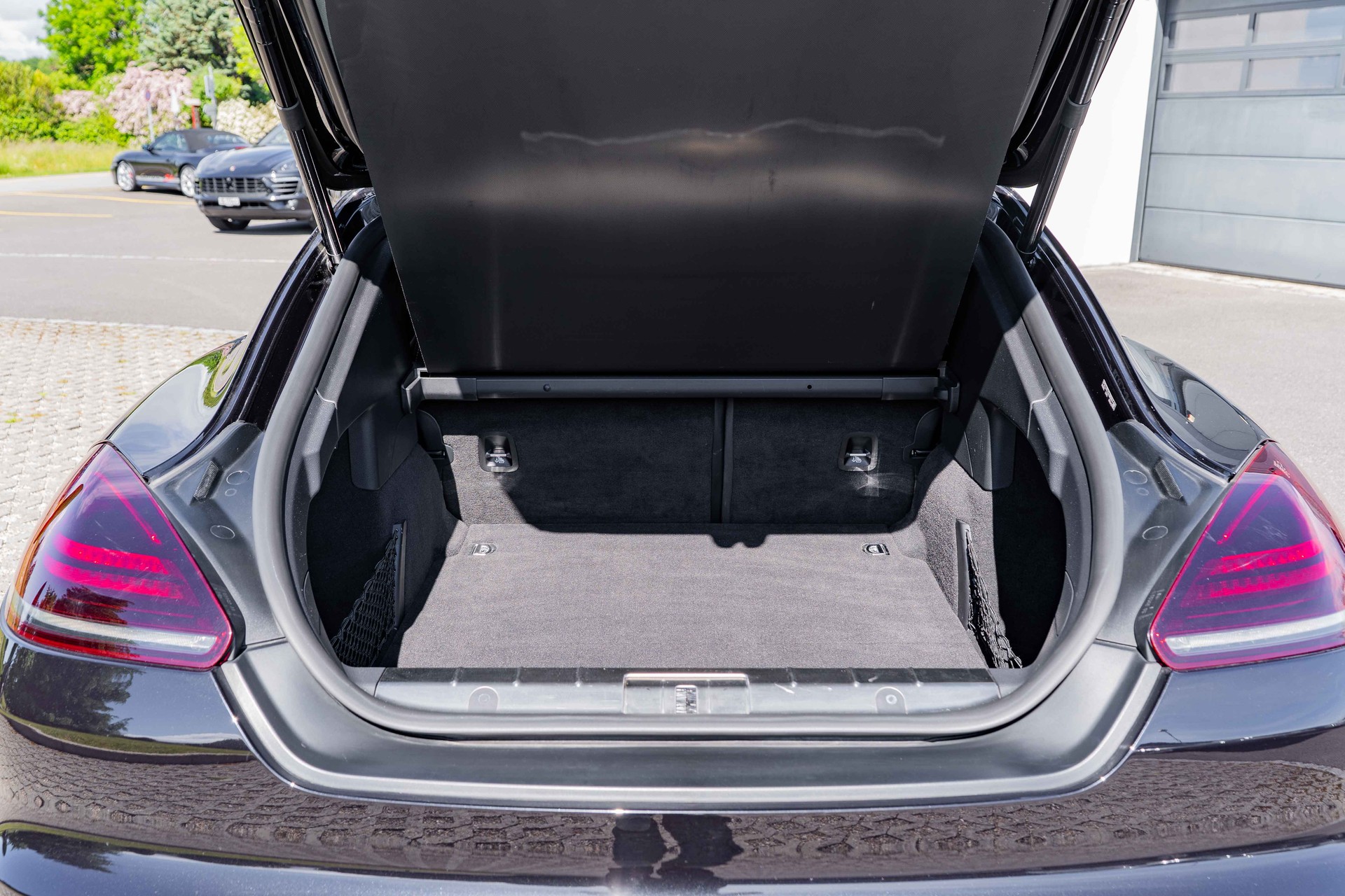 PORSCHE Panamera GTS 4.8 PDK-image-13
