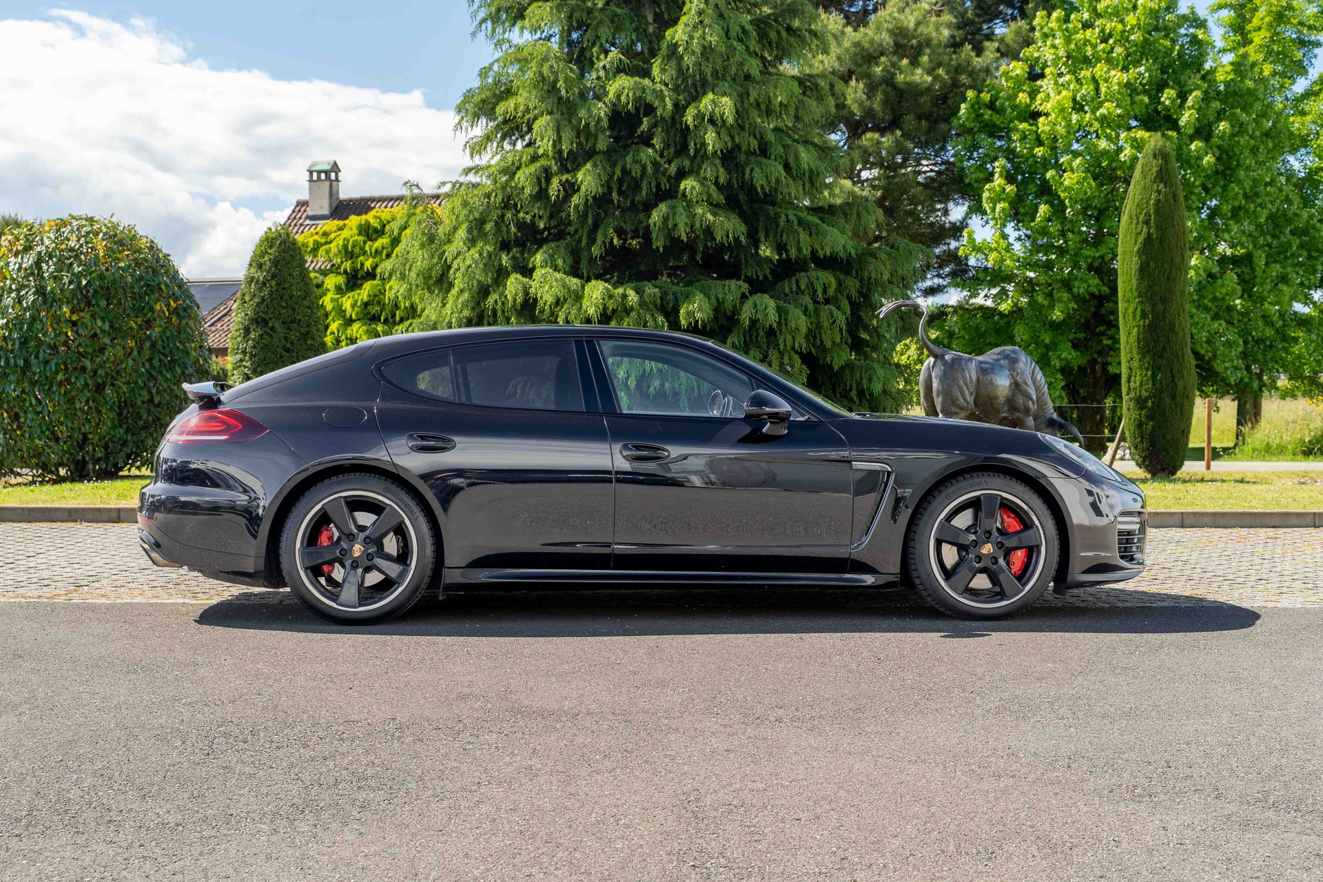PORSCHE Panamera GTS 4.8 PDK-image-3
