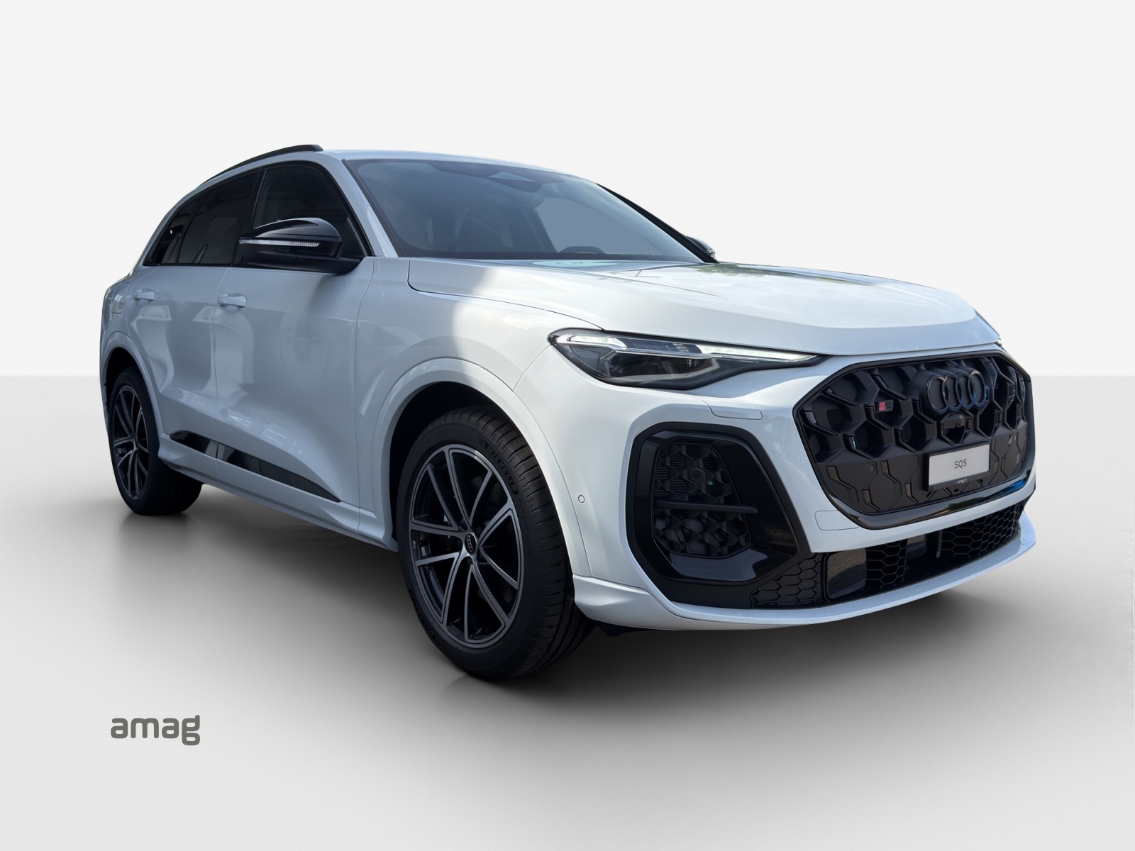 AUDI SQ5 TFSI quattro S-tronic-image-5
