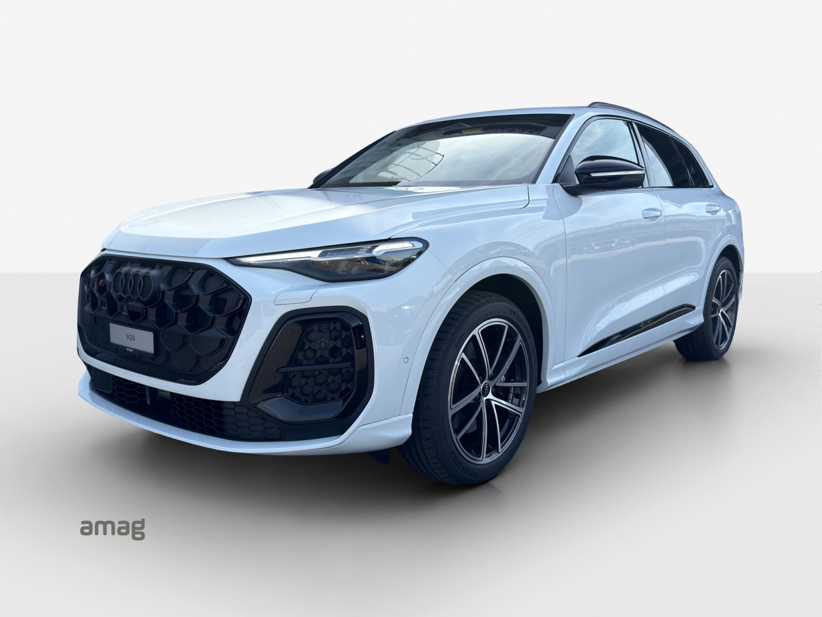 AUDI SQ5 TFSI quattro S-tronic-image-0