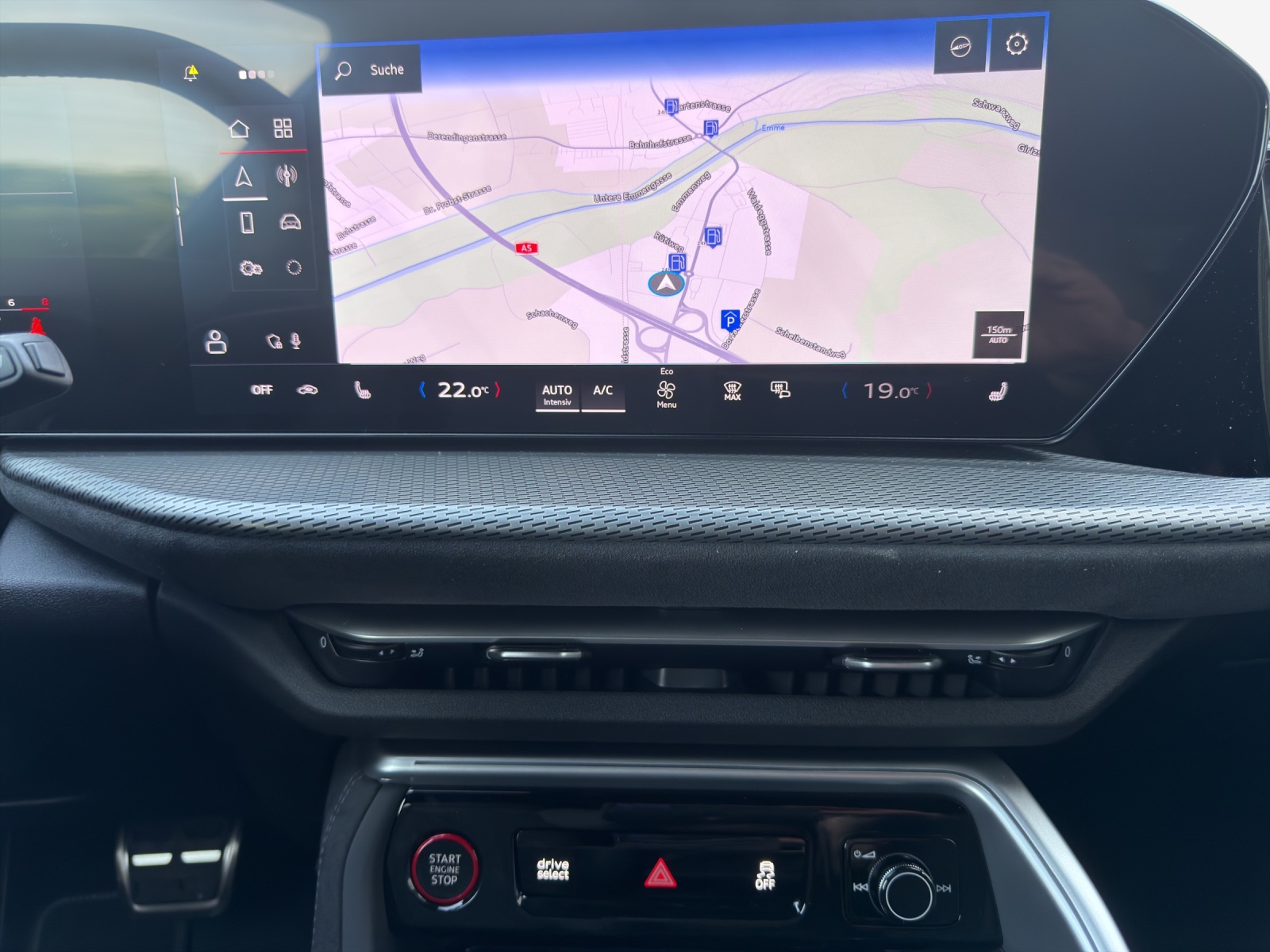 AUDI SQ5 TFSI quattro S-tronic-image-10