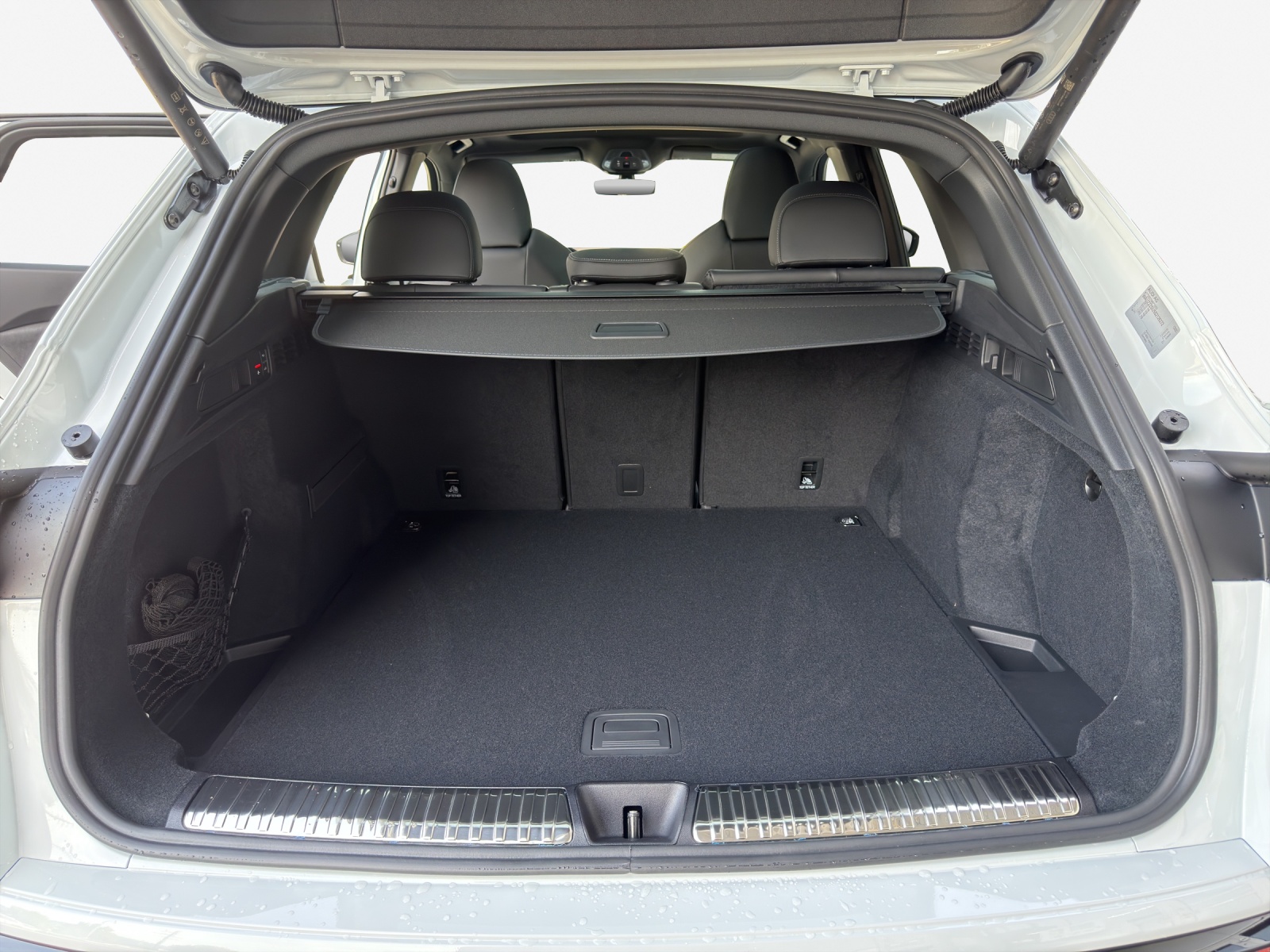 AUDI SQ5 TFSI quattro S-tronic-image-12