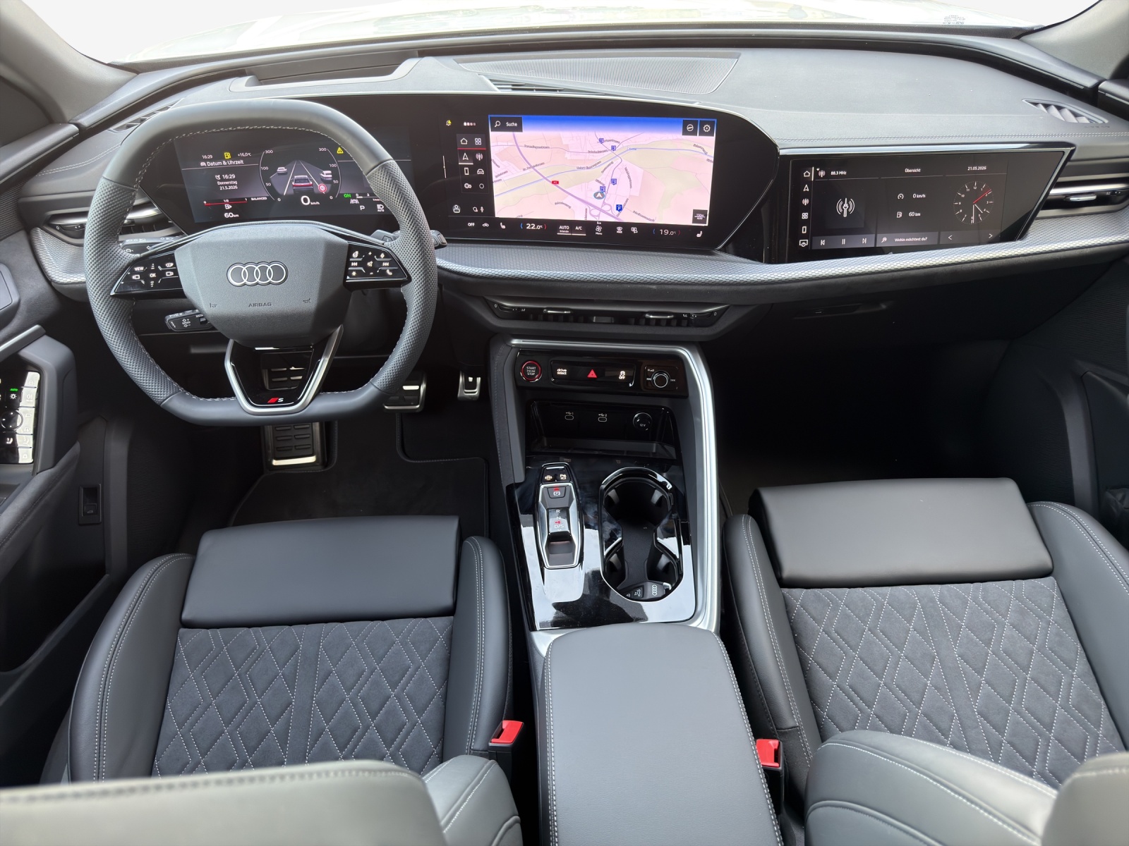 AUDI SQ5 TFSI quattro S-tronic-image-8