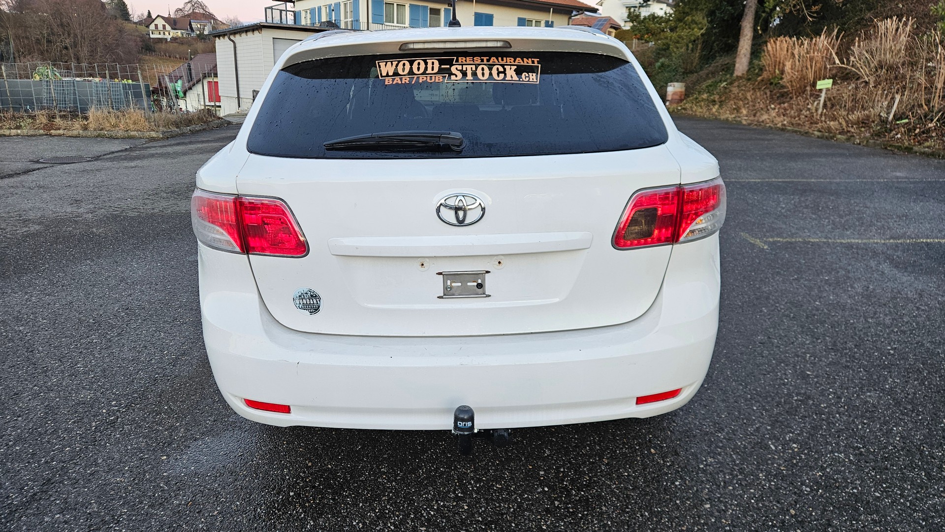 TOYOTA Avensis Sportswagon 2.2D-CAT Linea Sol-image-6
