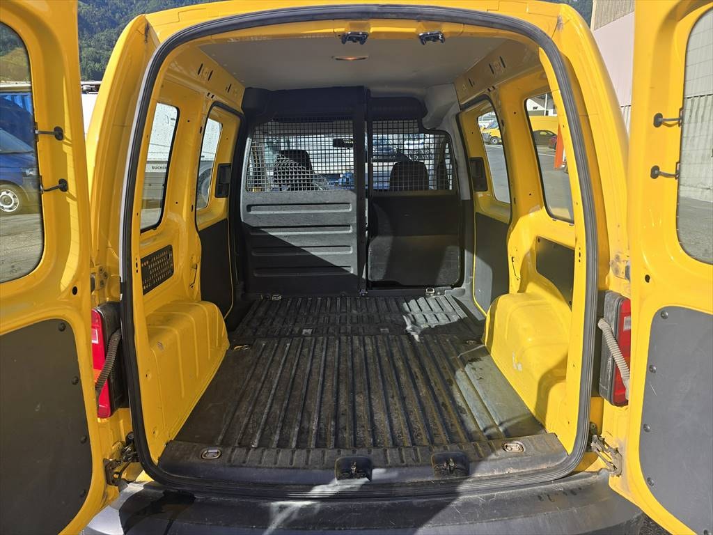 VW Caddy 2.0TDI 4Motion BlueMotion Technology DSG-image-12