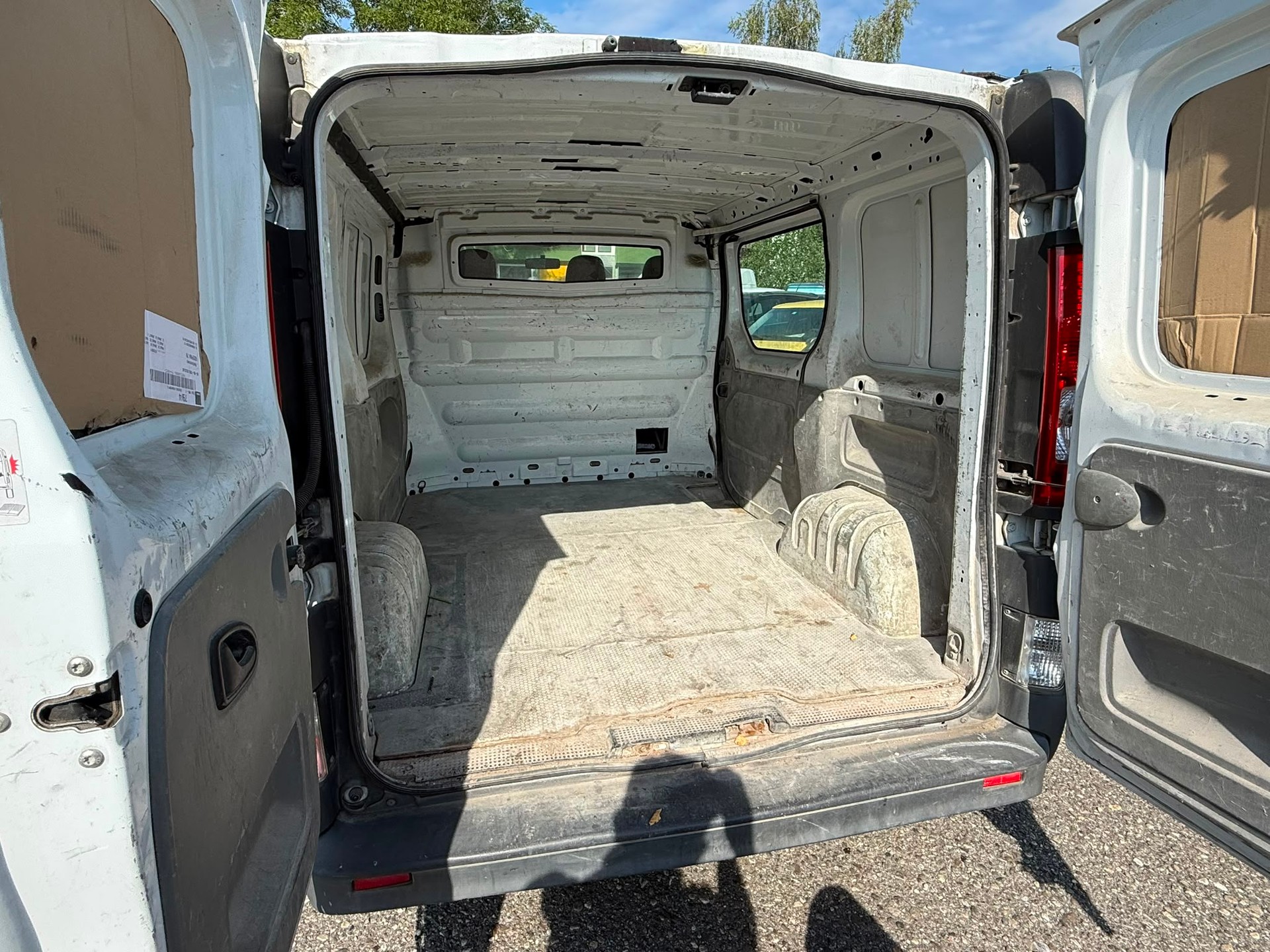 OPEL Vivaro 2.0 CDTI 2.7t L1H1-image-10
