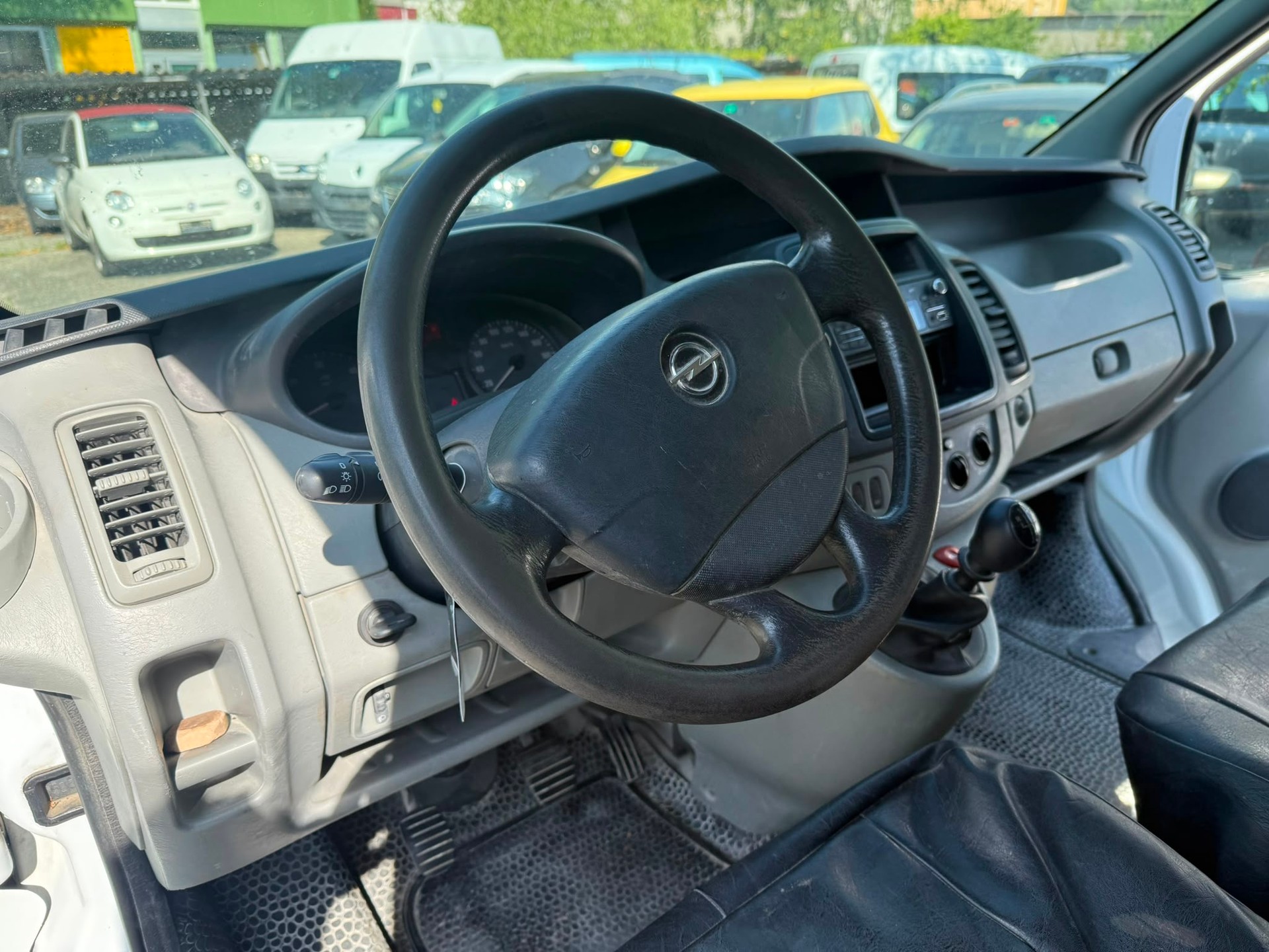 OPEL Vivaro 2.0 CDTI 2.7t L1H1-image-12